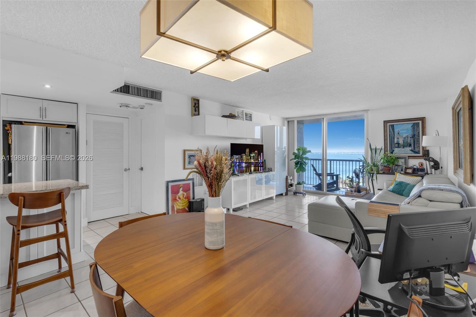 BRICKELL BISCAYNE CONDO - Residential Lease