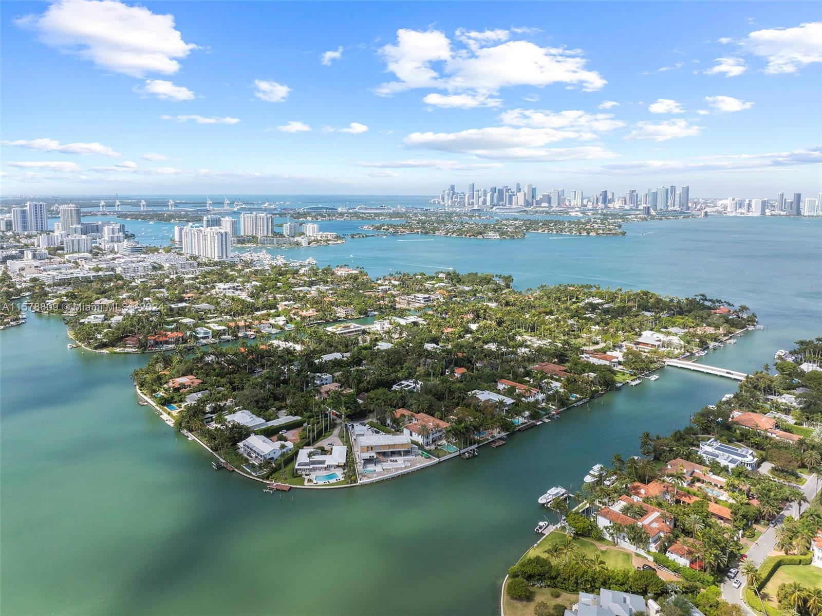 SUNSET ISLANDS-ISLAND NO - Residential