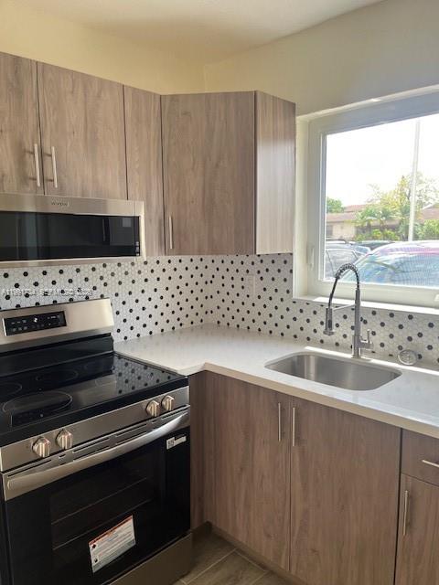 TROJAN PARK AMD PL - Residential Lease