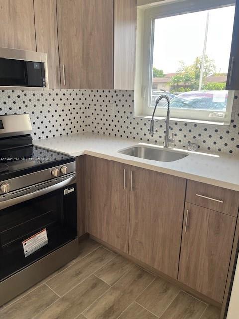TROJAN PARK AMD PL - Residential Lease