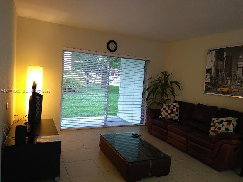 VILLAGE AT DADELAND CONDO - Residential
