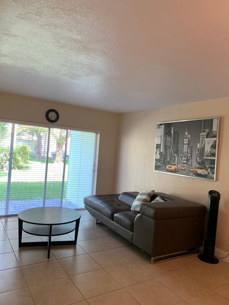 VILLAGE AT DADELAND CONDO - Residential