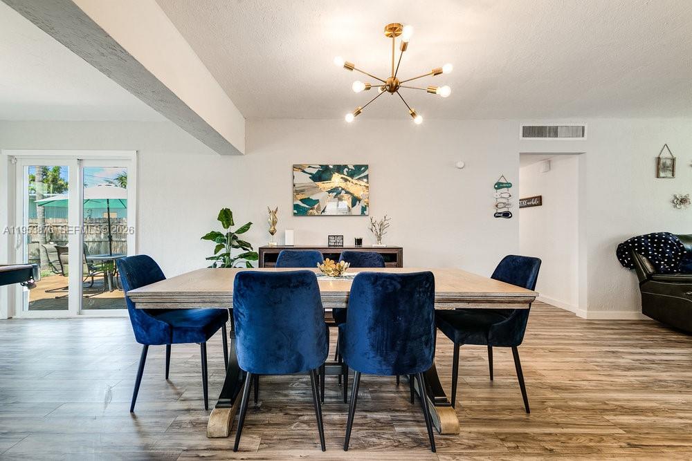 ROYAL PALM VISTA - Residential