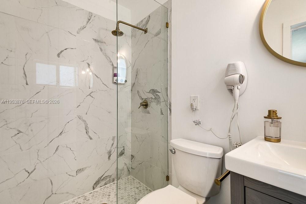 ROYAL PALM VISTA - Residential