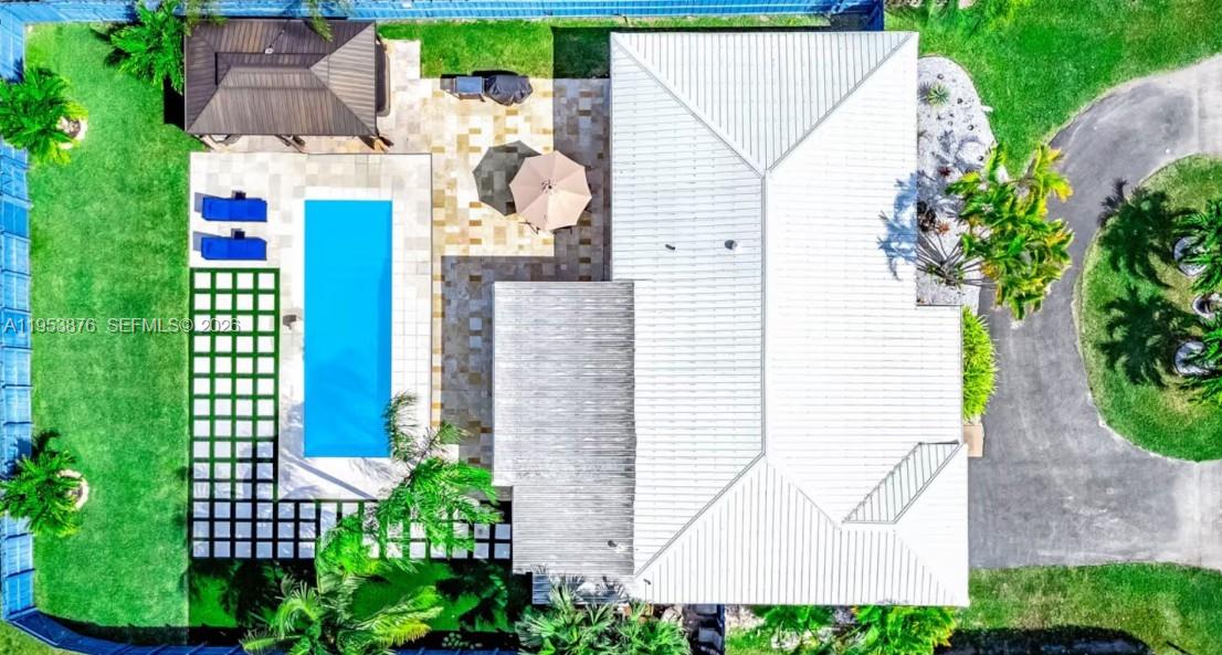 ROYAL PALM VISTA - Residential