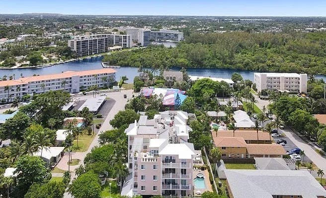 Photo of 1931 NE 2nd St #405, Deerfield Beach, FL 33441 (MLS # A12057794)