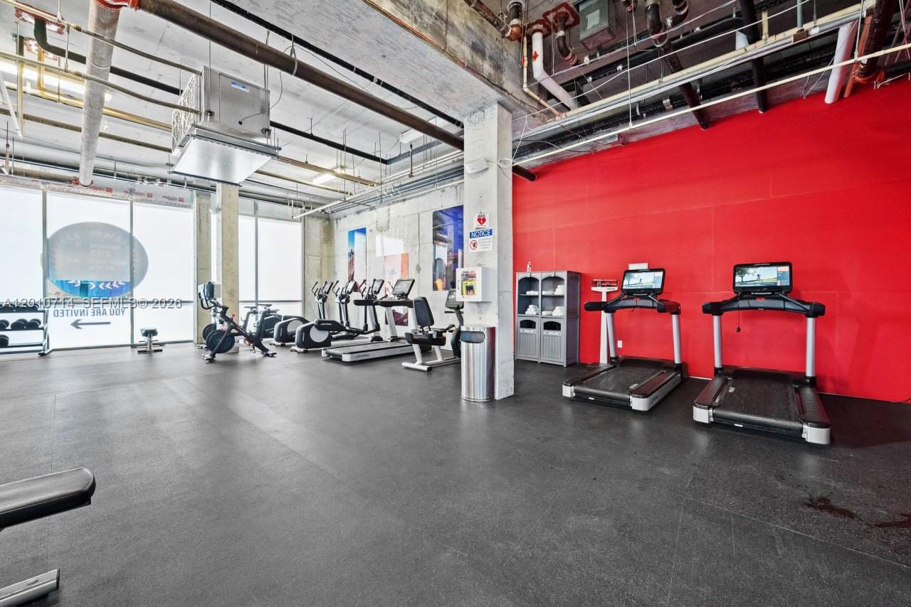 COSTA HOLLYWOOD CONDO - Residential
