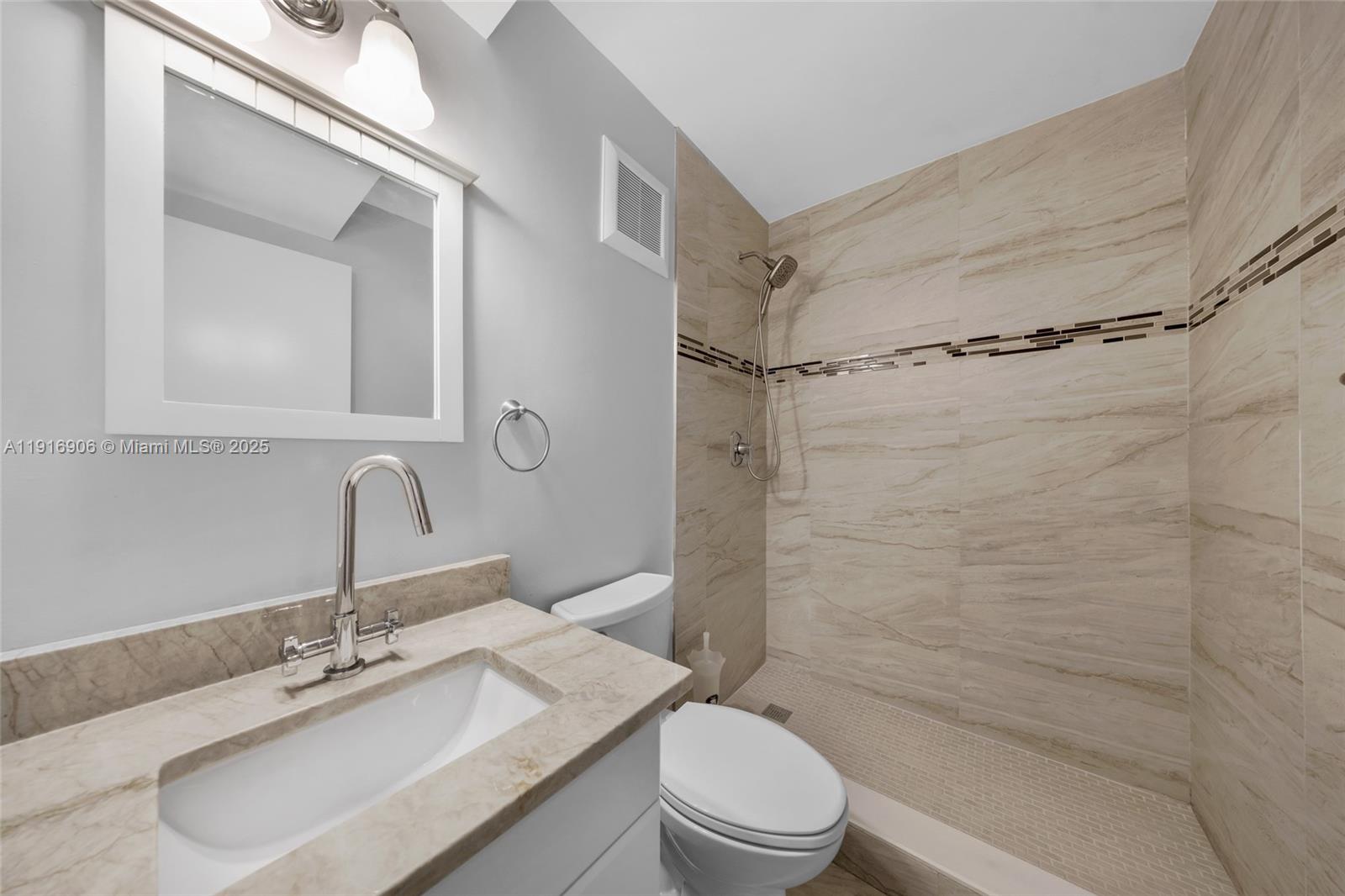 BISCAYNE PARK ESTATES - Residential