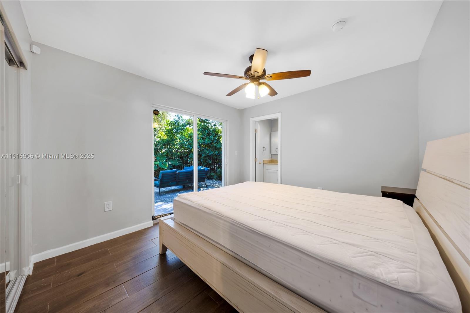 BISCAYNE PARK ESTATES - Residential