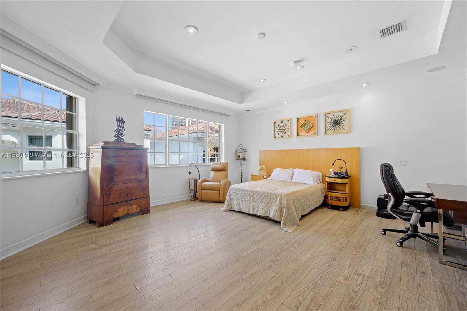 GOLDEN GATE ESTATES & MAR - Residential Lease