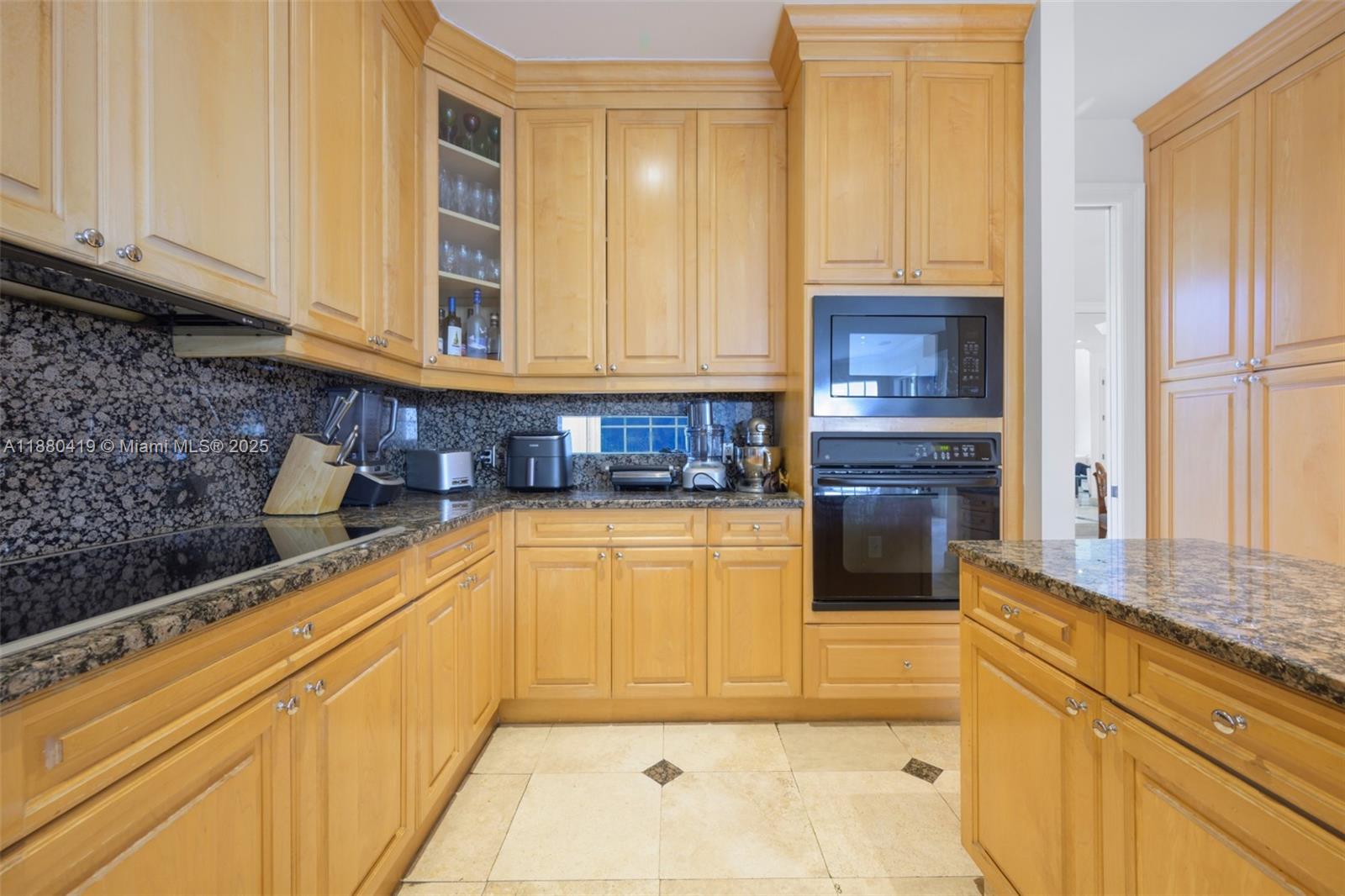 GOLDEN GATE ESTATES & MAR - Residential Lease