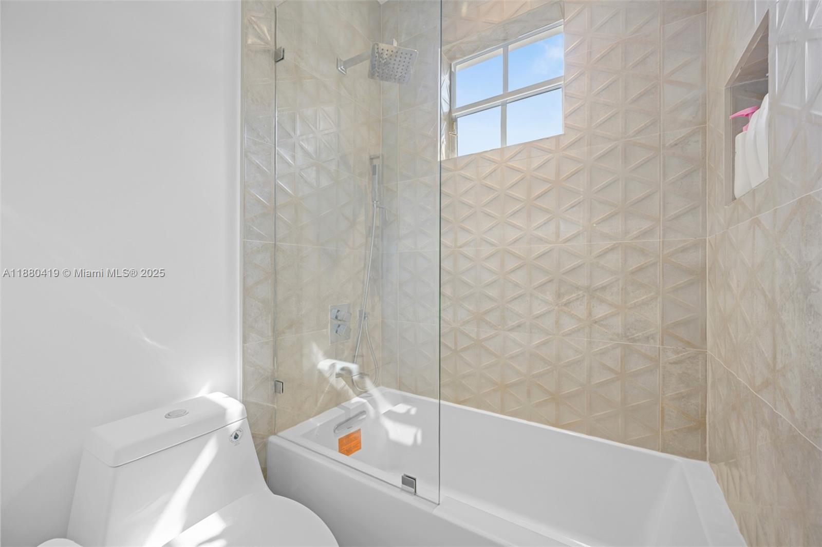 GOLDEN GATE ESTATES & MAR - Residential Lease