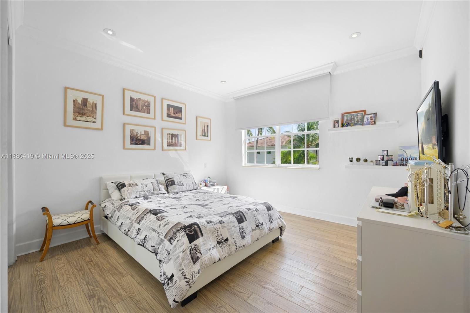 GOLDEN GATE ESTATES & MAR - Residential Lease