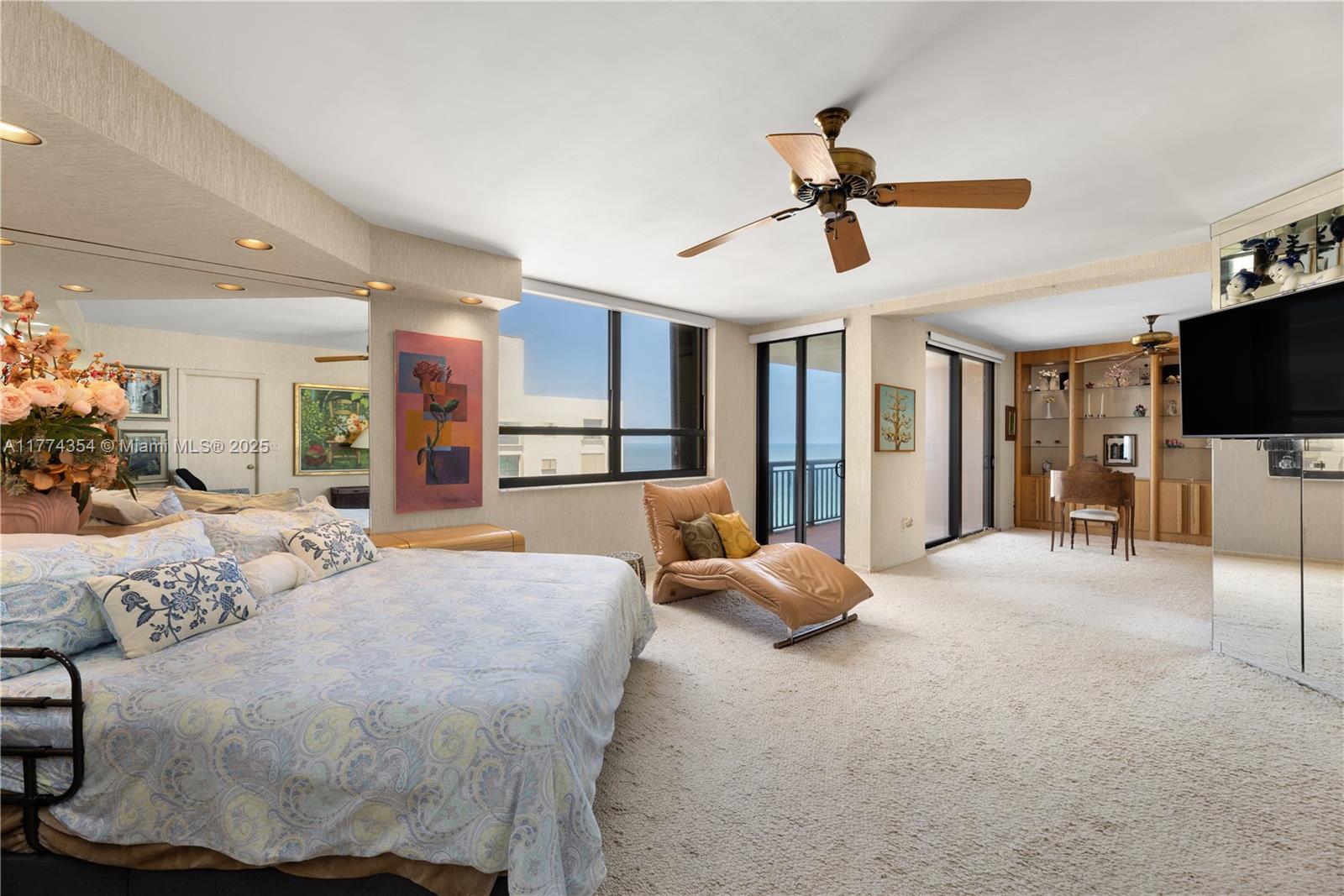 10175 Collins Ave 1401