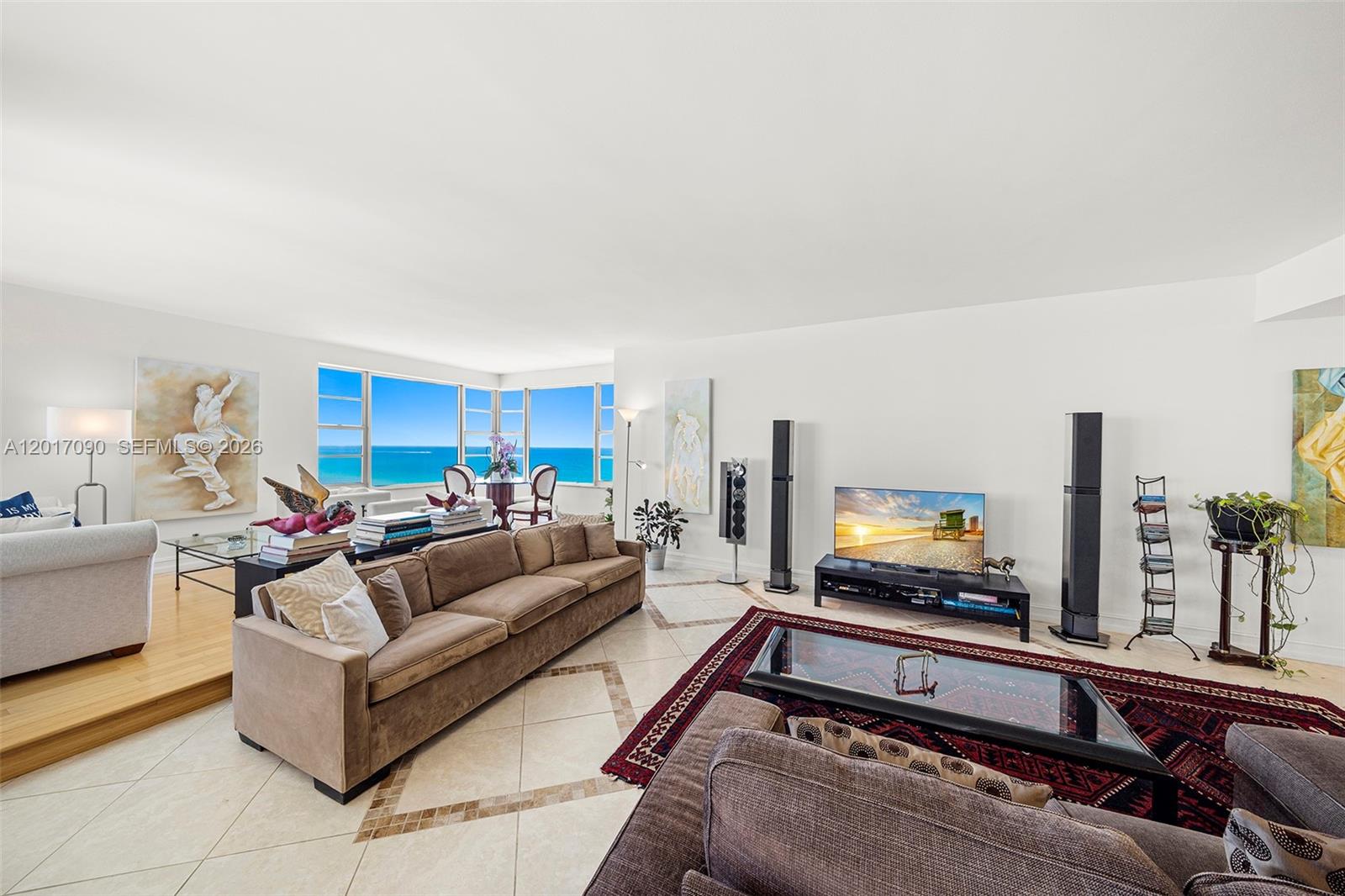 IMPERIAL HOUSE CONDO - Residential