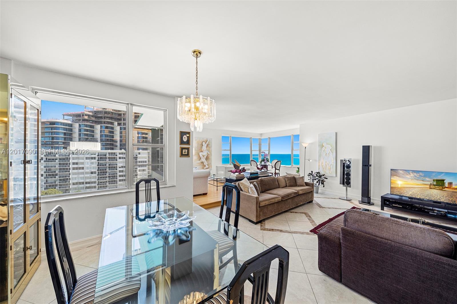 IMPERIAL HOUSE CONDO - Residential