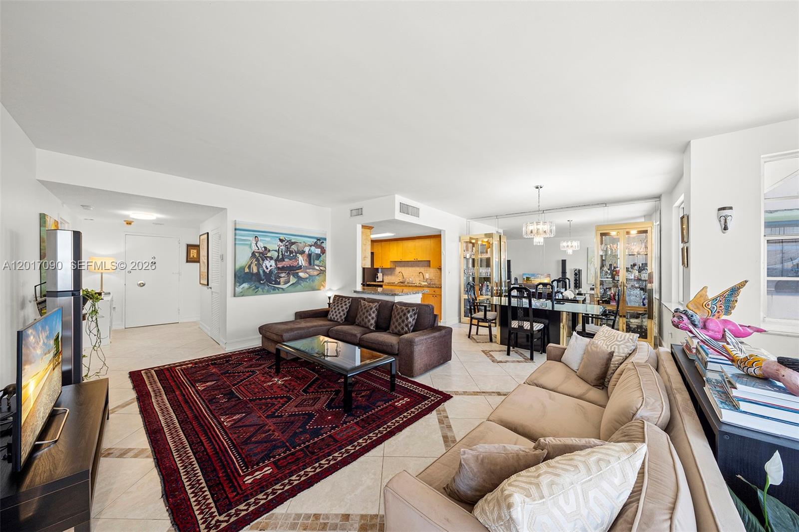 IMPERIAL HOUSE CONDO - Residential