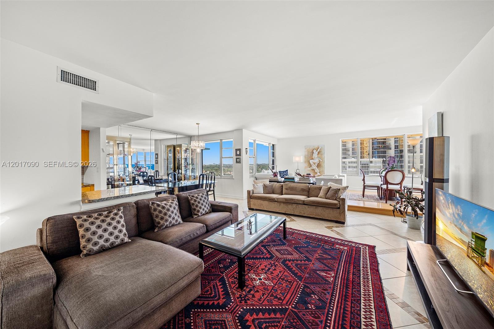 IMPERIAL HOUSE CONDO - Residential