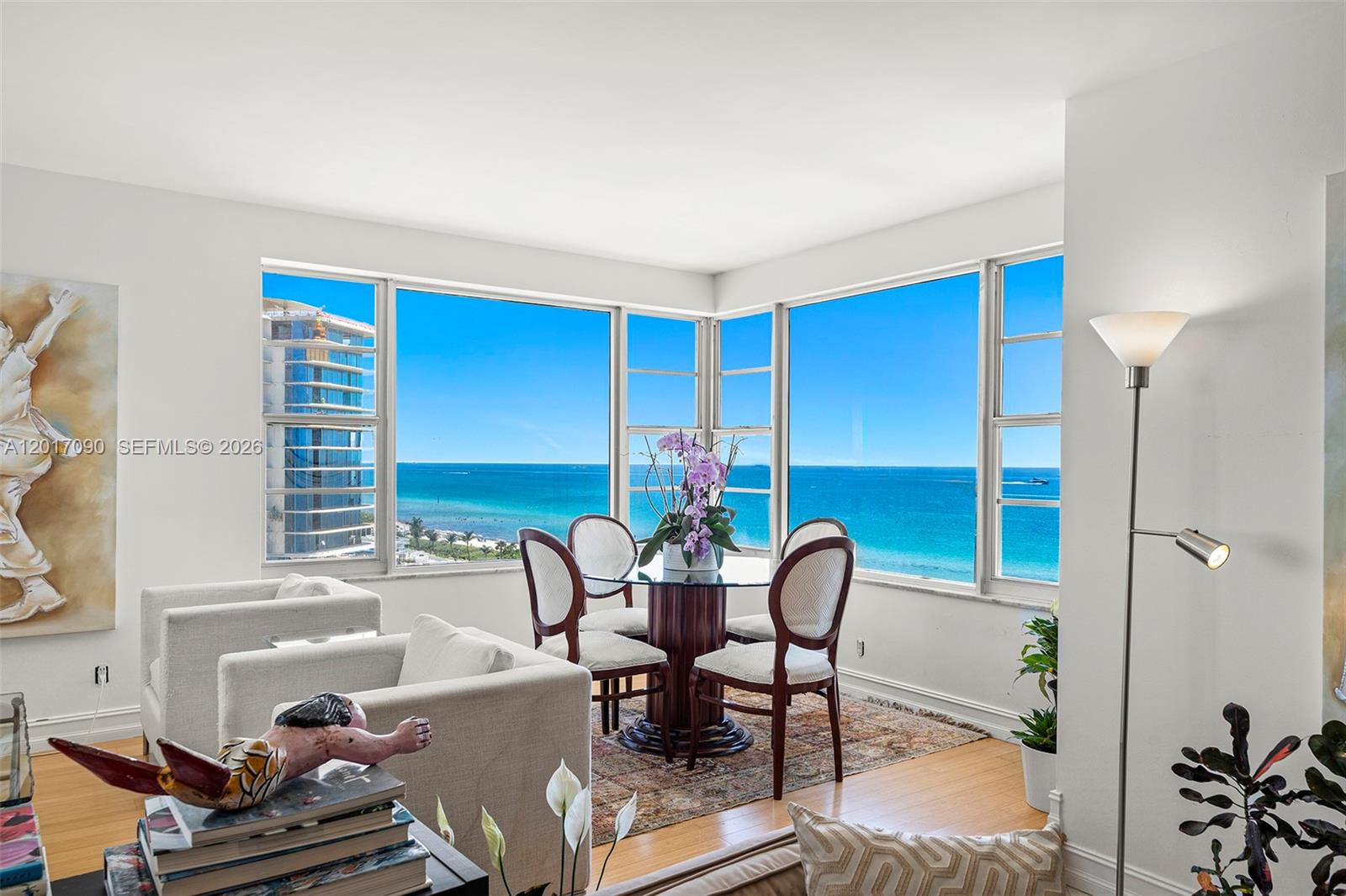 IMPERIAL HOUSE CONDO - Residential