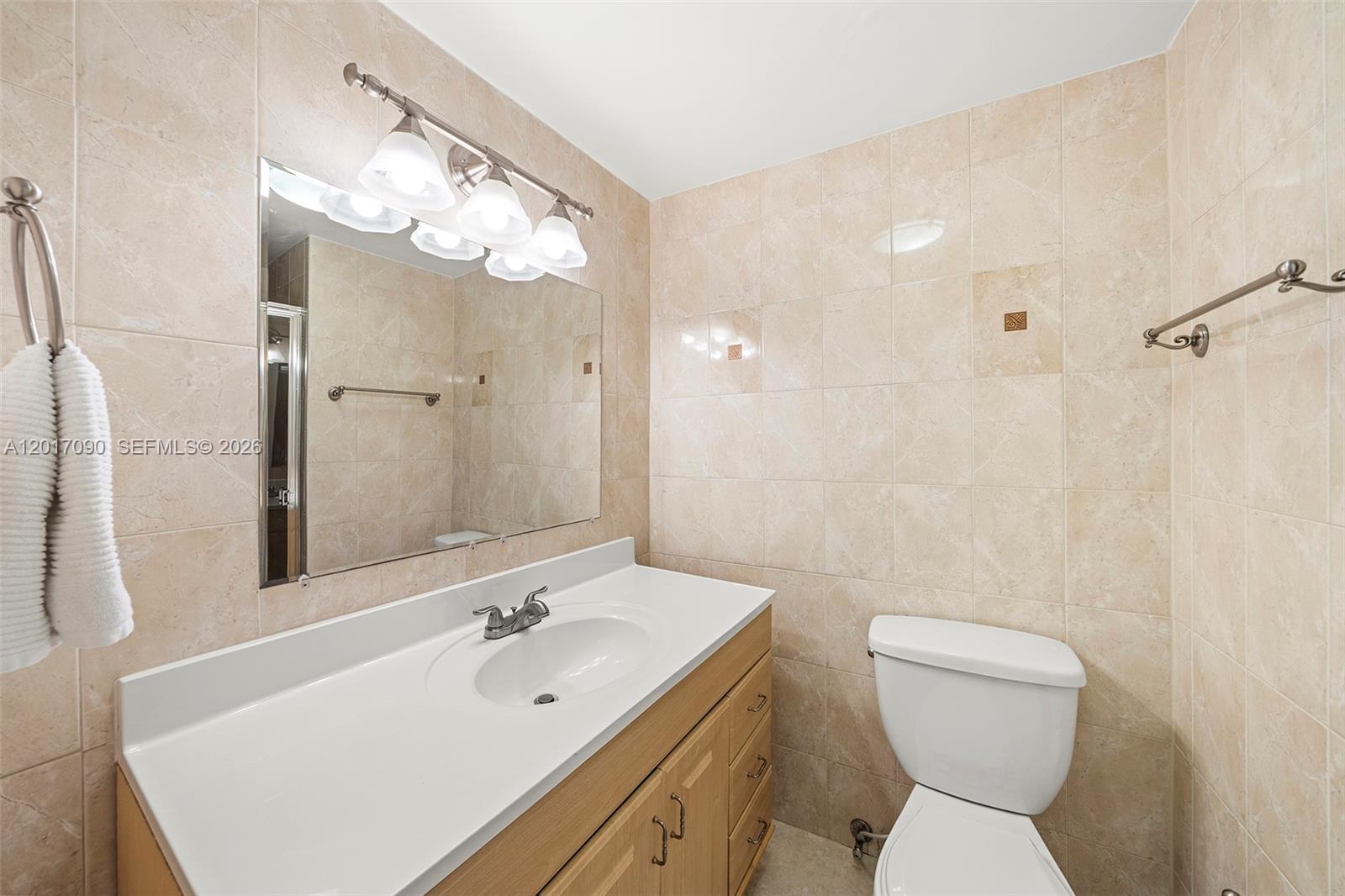 IMPERIAL HOUSE CONDO - Residential