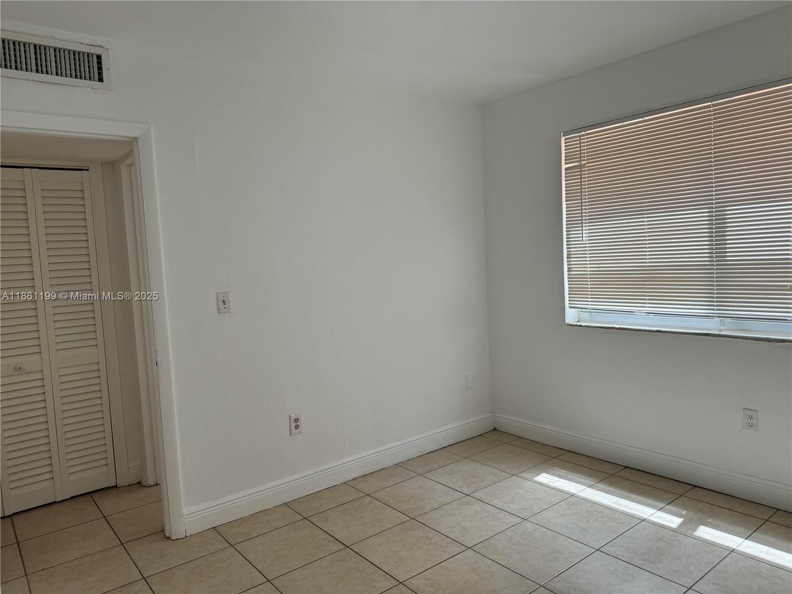 THE PALMS 51 CONDO - Residential