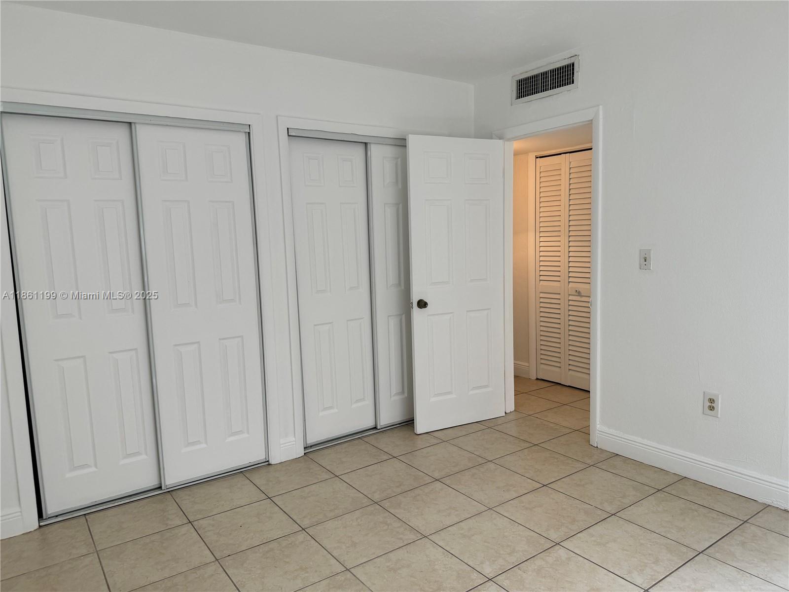 THE PALMS 51 CONDO - Residential