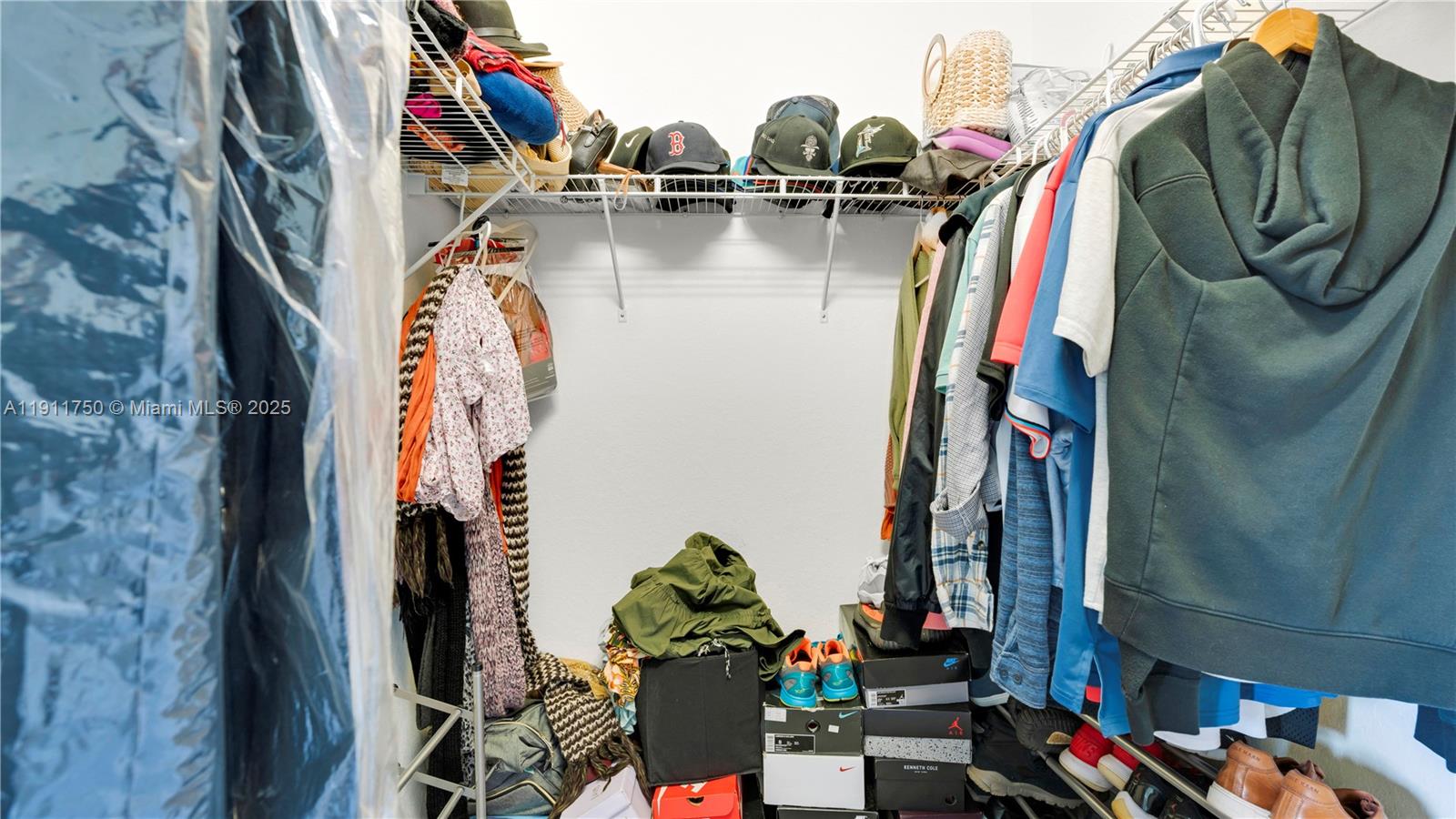 AQUABELLA SECTION TWO - Residential