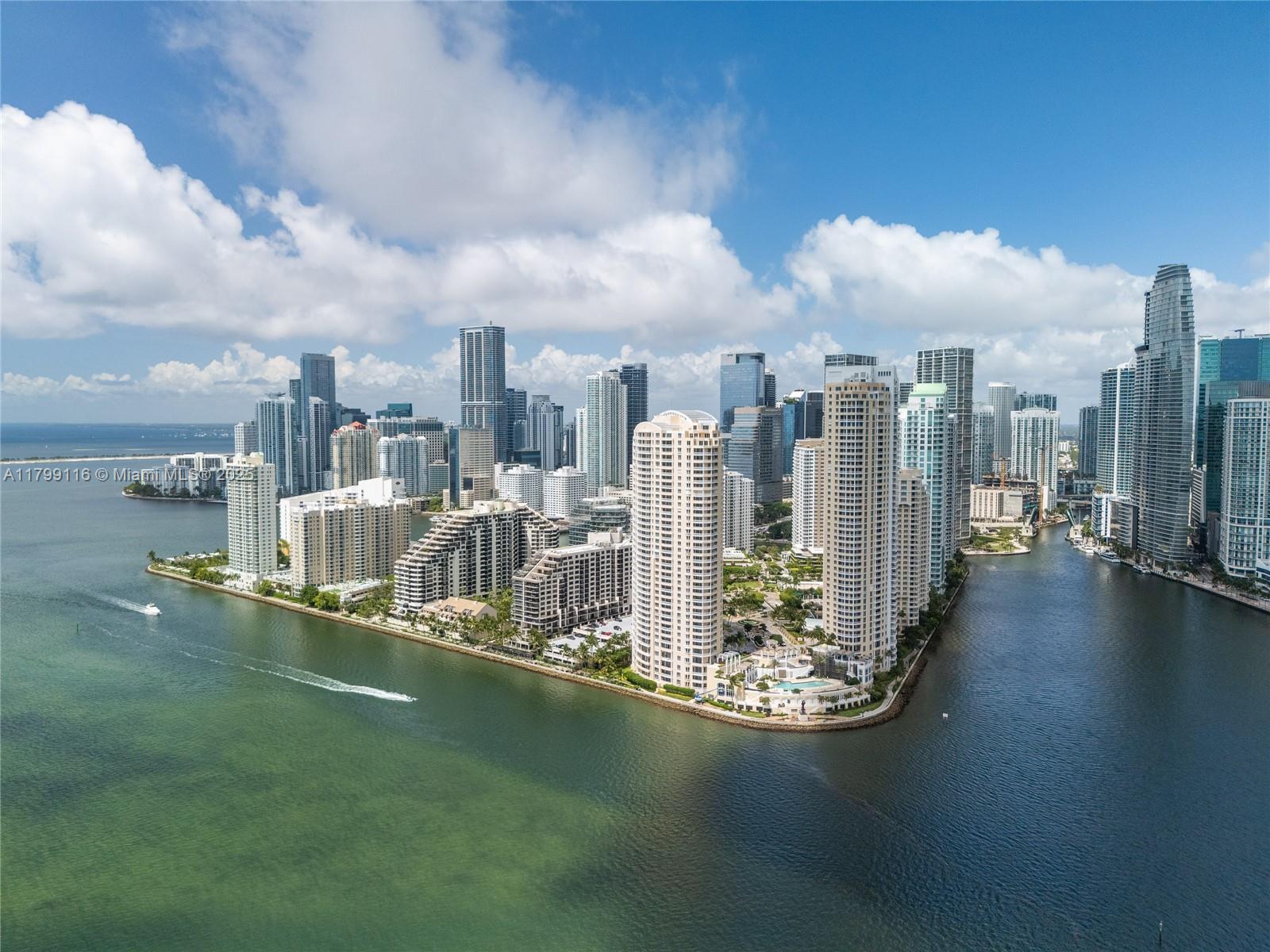 Property for Sale at 540 Brickell Key Dr 202, Miami, Broward County, Florida - Bedrooms: 1 
Bathrooms: 2  - $380,000