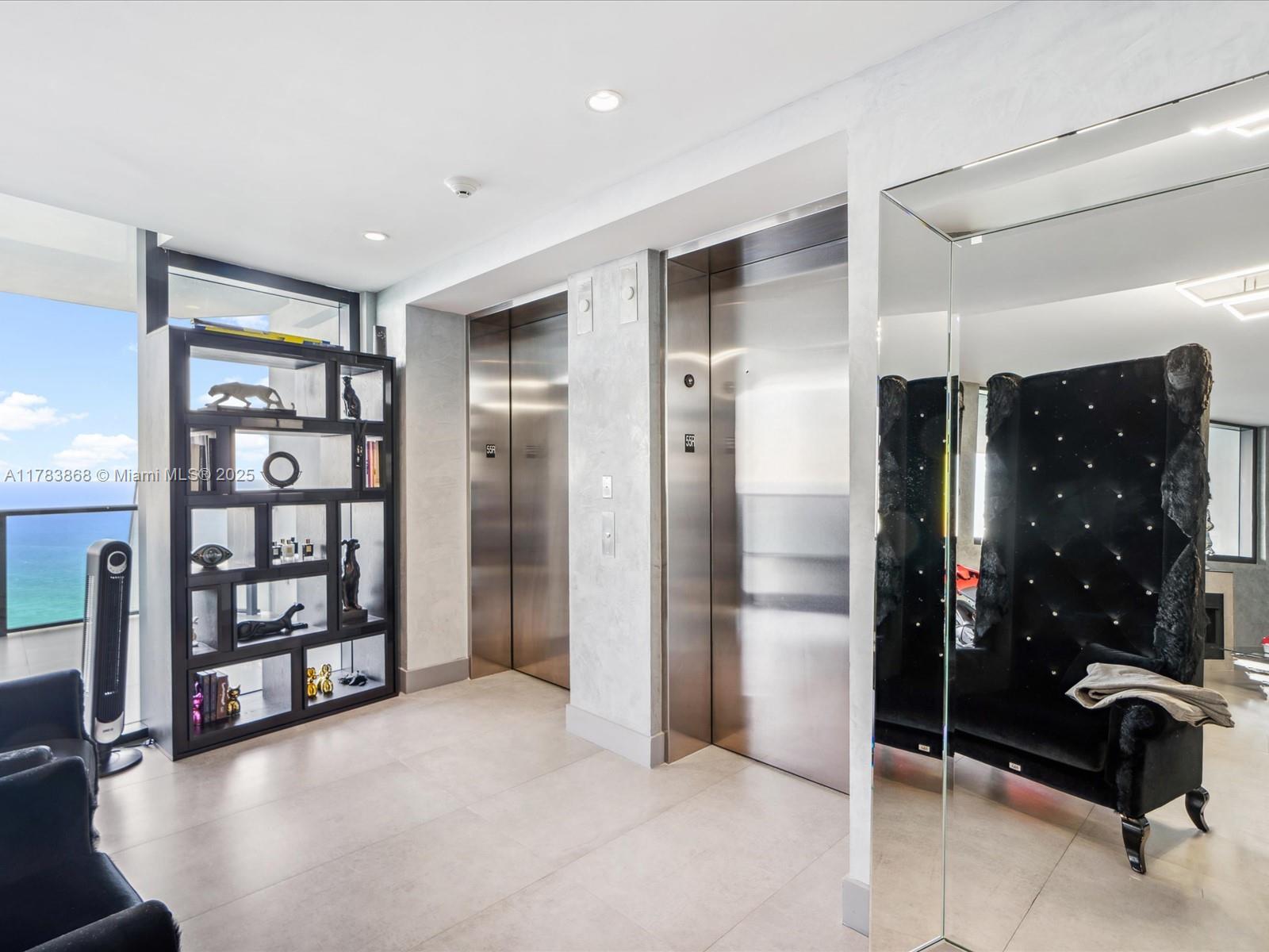 18555 COLLINS AVENUE COND - Residential