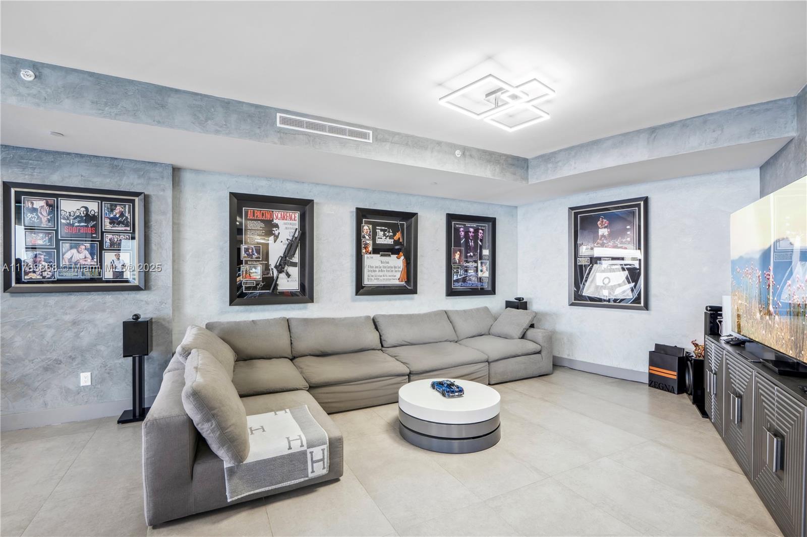 18555 COLLINS AVENUE COND - Residential