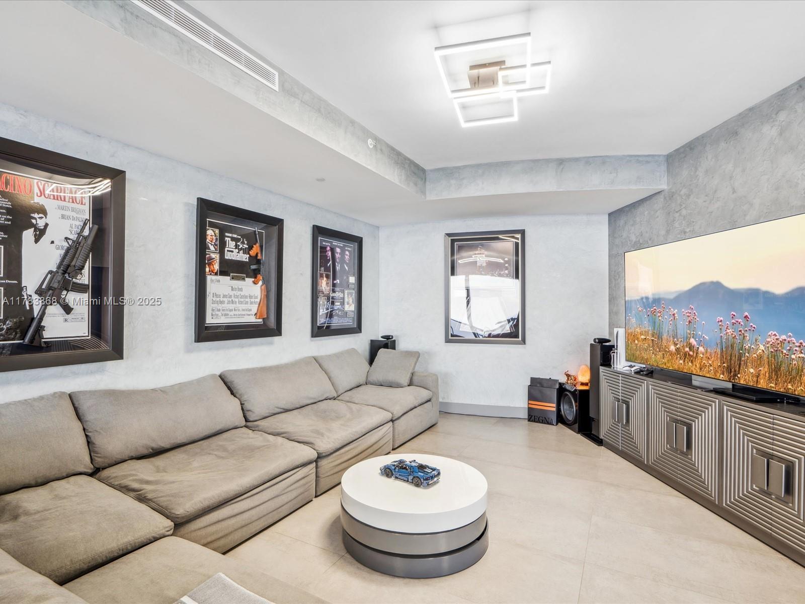 18555 Collins Ave 5505