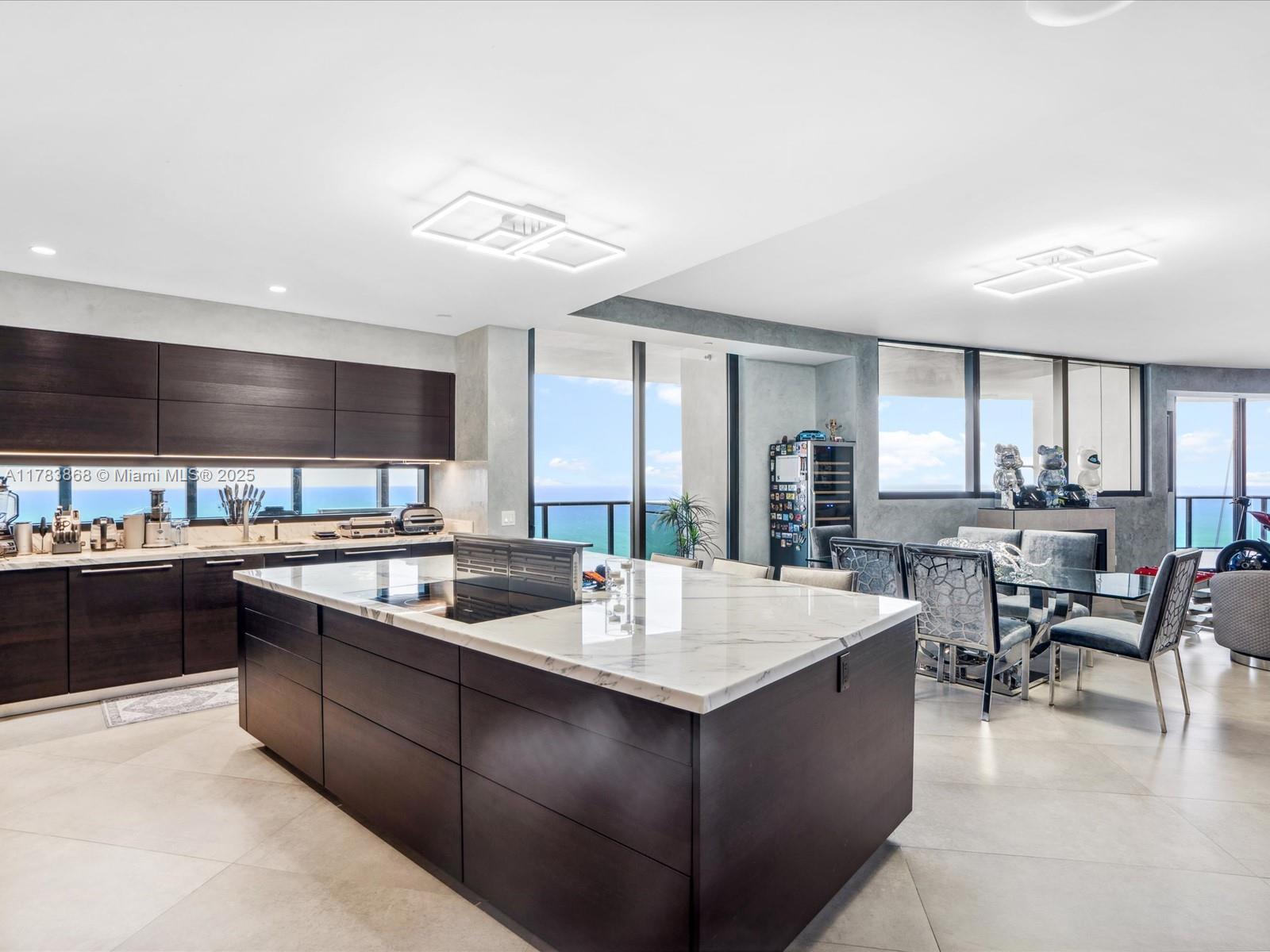 18555 COLLINS AVENUE COND - Residential