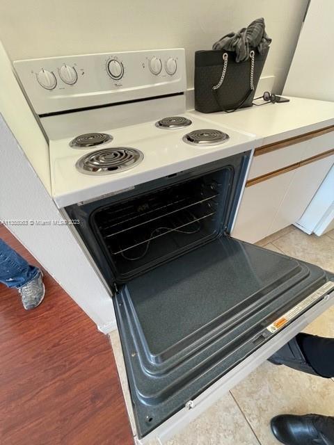 Photo 9 of 26 of 2020 NE 135th St 306 condo