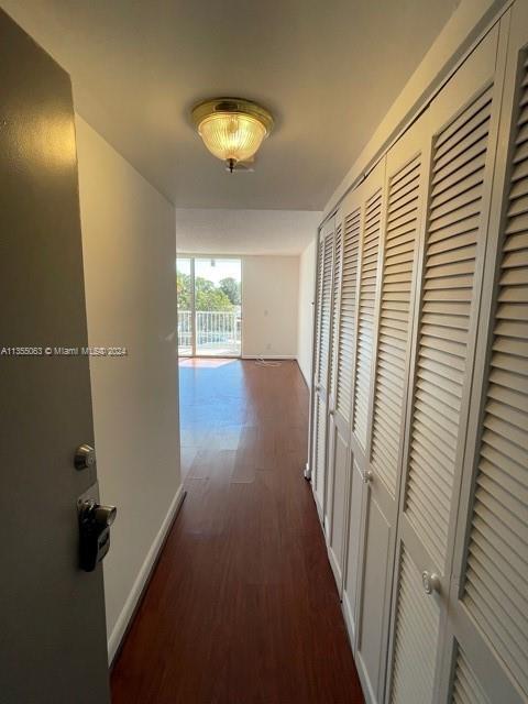 Photo 3 of 26 of 2020 NE 135th St 306 condo
