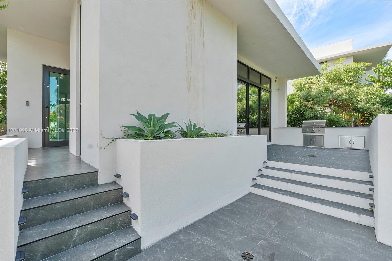 Lakeview - Residential Lease