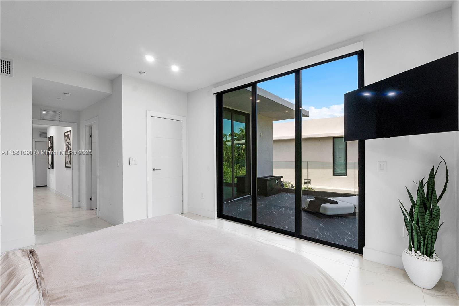 Lakeview - Residential Lease