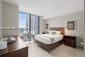 REACH CONDO - Residential Lease