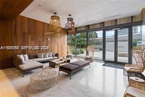 REACH CONDO - Residential Lease