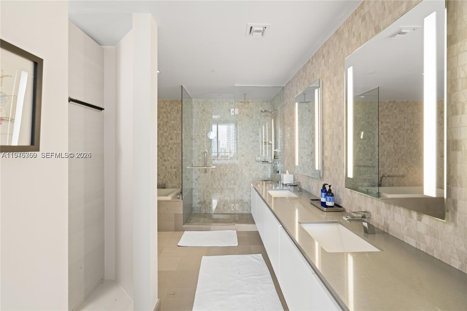 REACH CONDO - Residential Lease