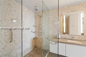 REACH CONDO - Residential Lease