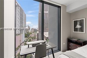 REACH CONDO - Residential Lease