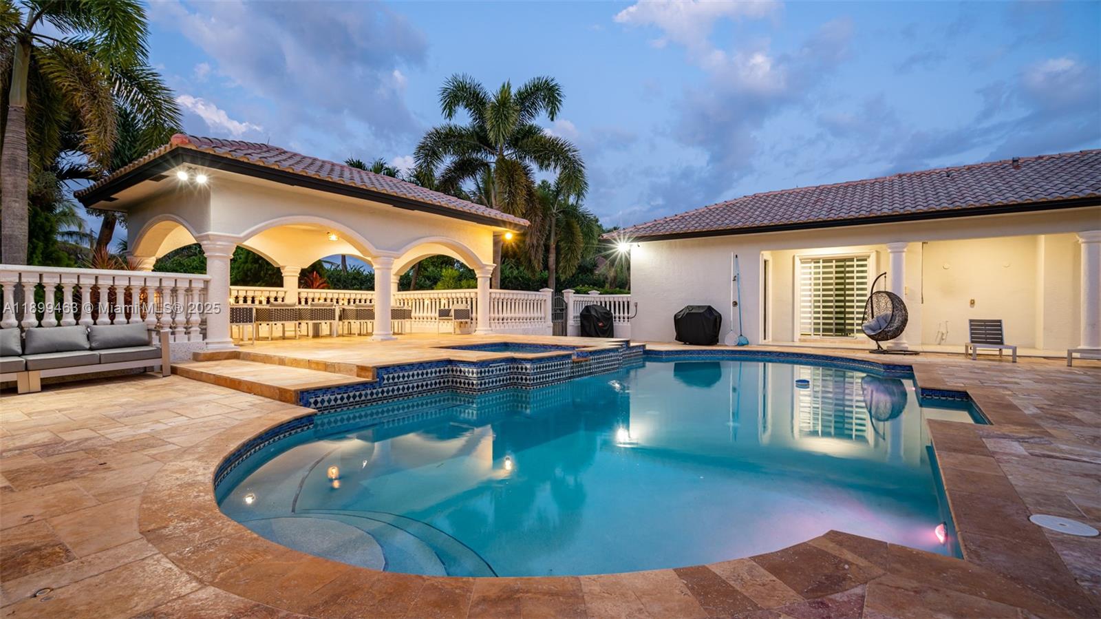 PINE MEADOW ESTATES - Residential Lease