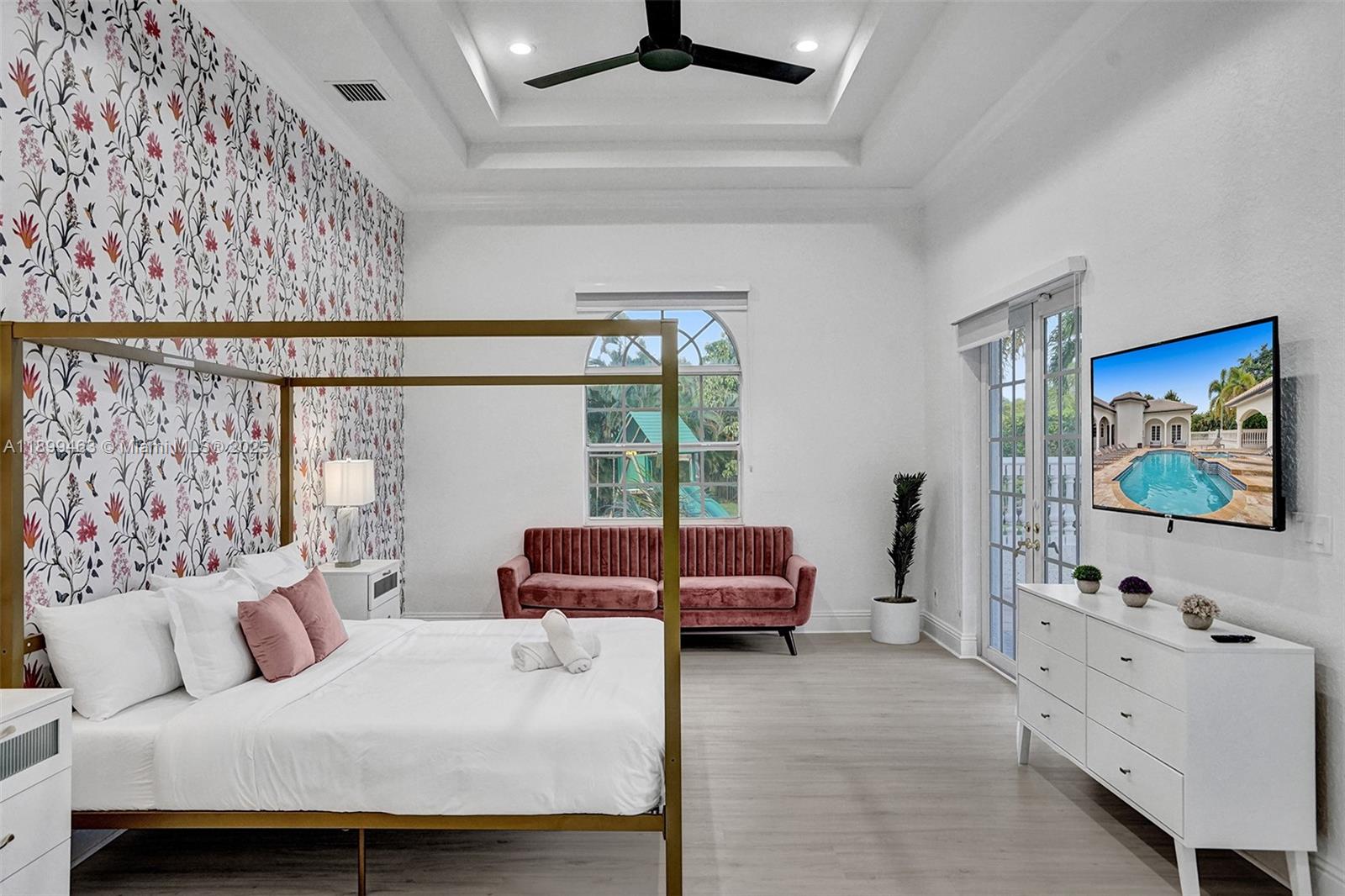 PINE MEADOW ESTATES - Residential Lease