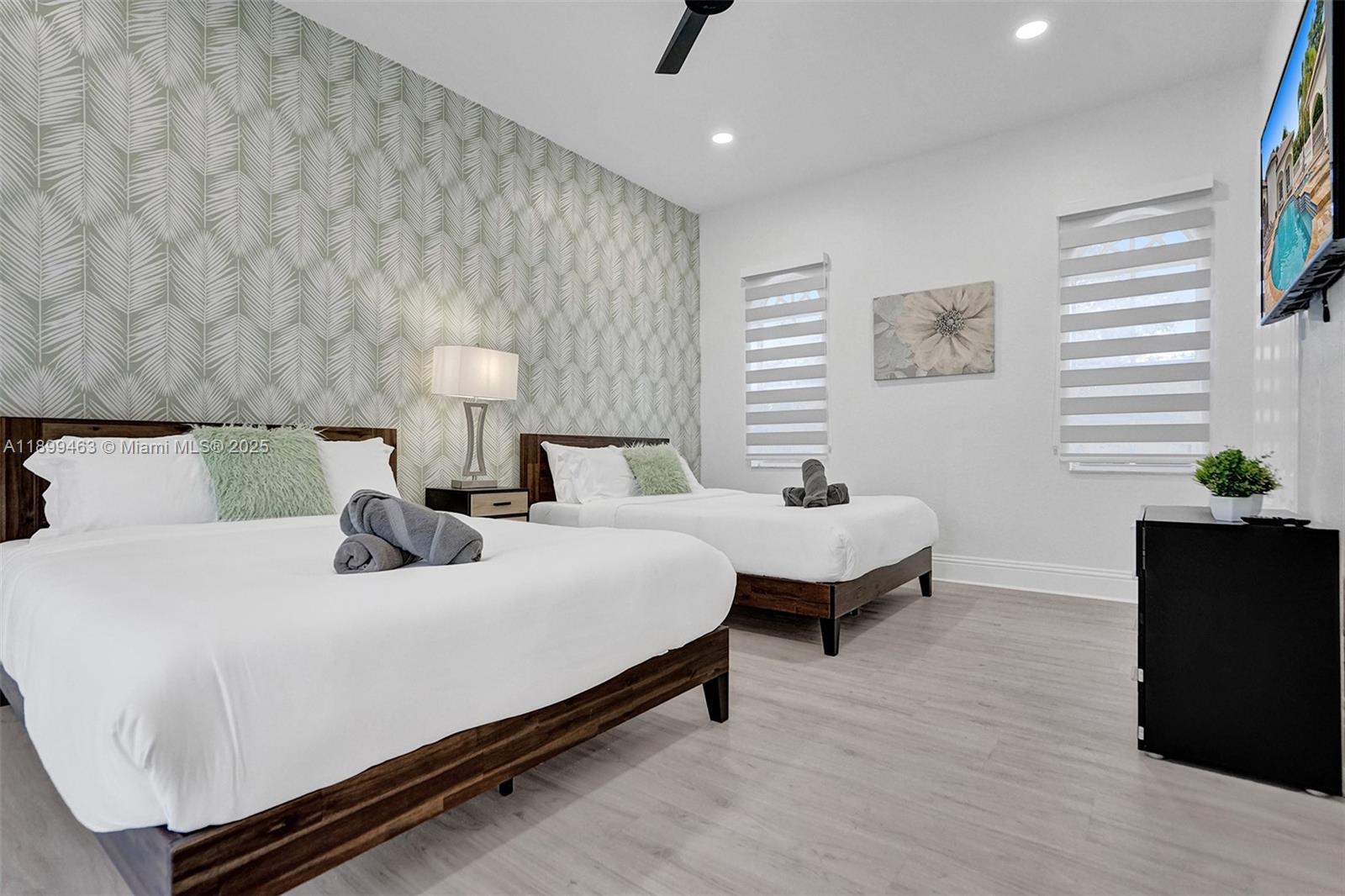 PINE MEADOW ESTATES - Residential Lease