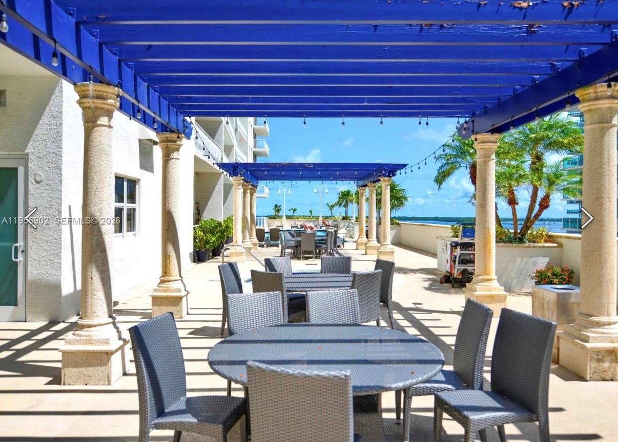 THE CLUB AT BRICKELL BAY - Residential