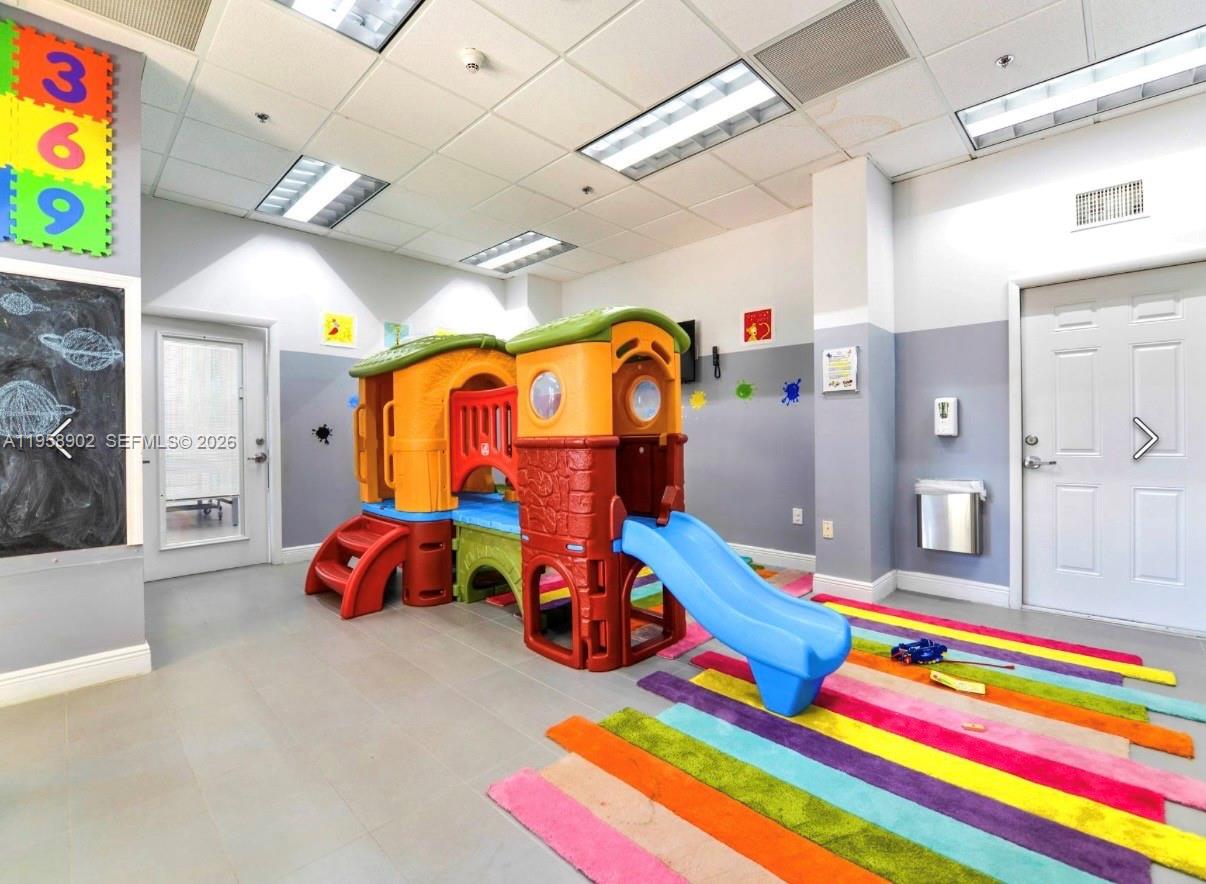 THE CLUB AT BRICKELL BAY - Residential