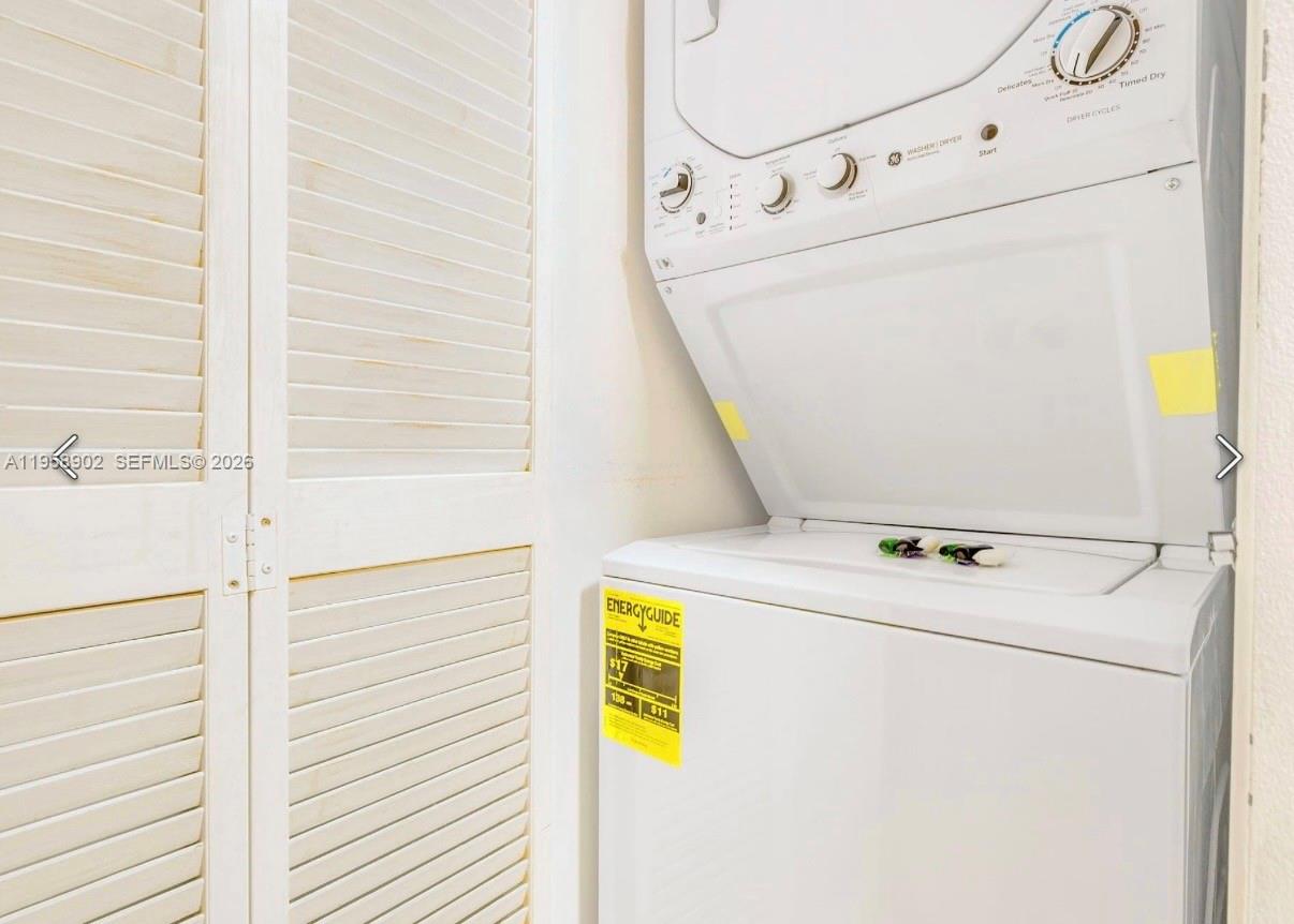 THE CLUB AT BRICKELL BAY - Residential