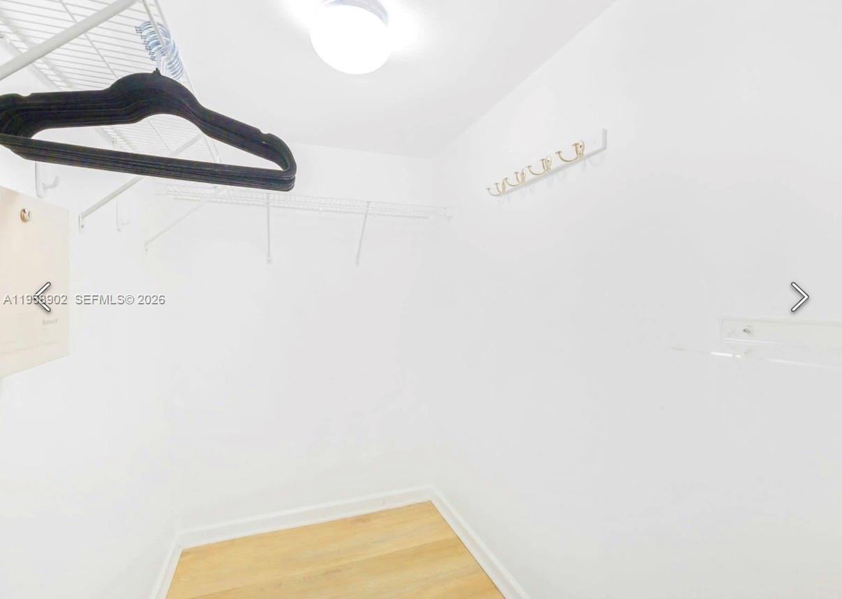 THE CLUB AT BRICKELL BAY - Residential