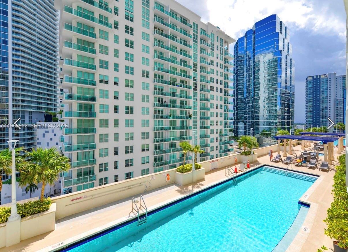 THE CLUB AT BRICKELL BAY - Residential