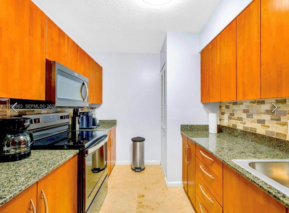 THE CLUB AT BRICKELL BAY - Residential